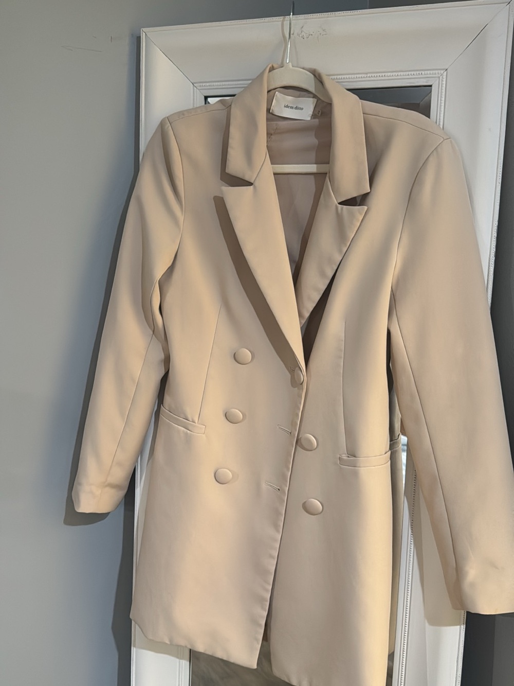 IDEM DITTO Double-Breasted Cream Blazer